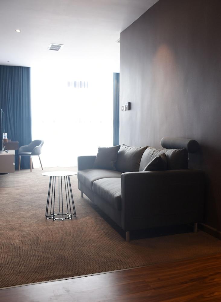 ซิกเนเจอร์ บูติคโฮเต็ล Hotel โฮจิมินห์ซิตี้ ภายนอก รูปภาพ